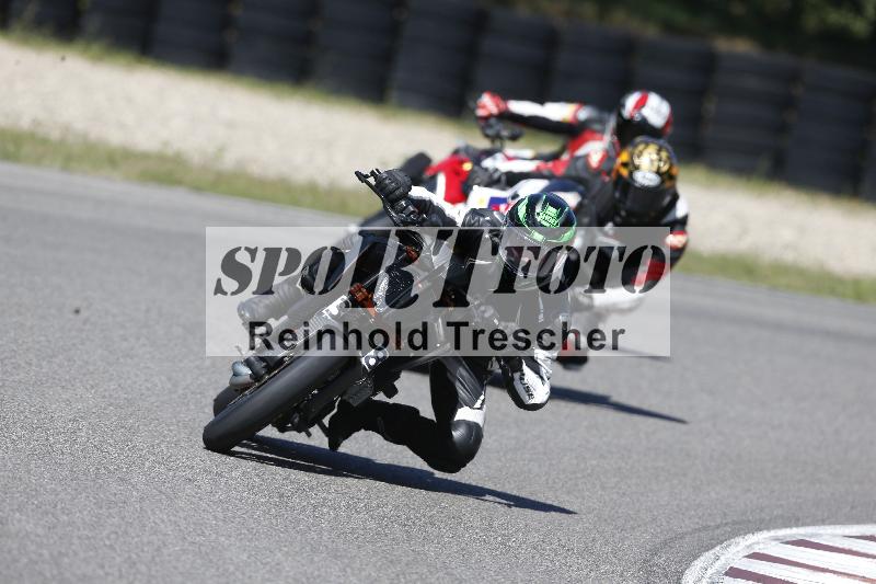 /Archiv-2025/48 25.08.2025 Cornu Master School ADR/rot-rouge/38